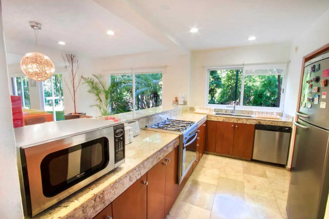 Luxury House B&B Playa del Carmen Bed & Breakfast